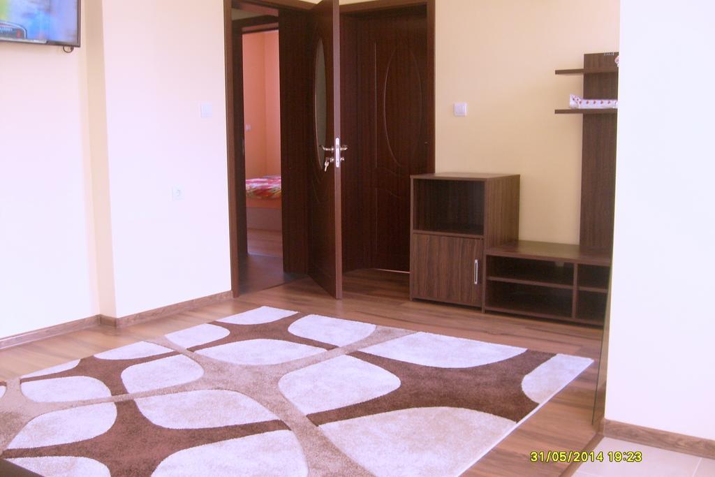 Guest Rooms Mihaylovi Pavel Banya Værelse billede