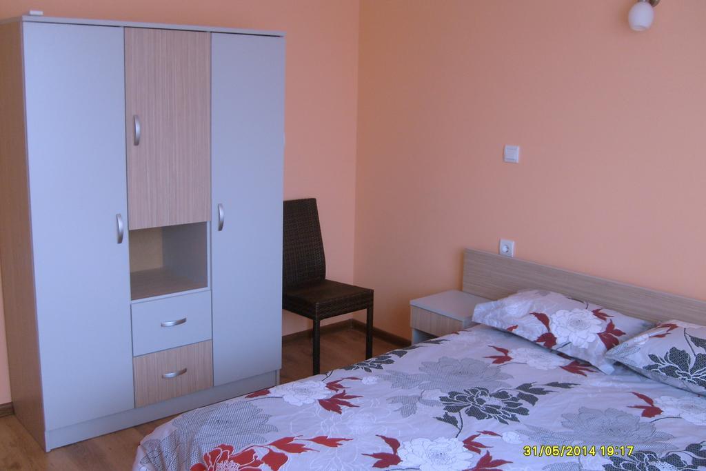 Guest Rooms Mihaylovi Pavel Banya Værelse billede